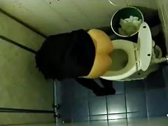 脏 scrubwoman