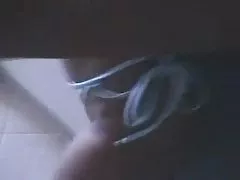 拉女性出租车司机吮吸阴茎