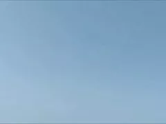按摩的客房的金发少女按摩师给予强烈的性高潮