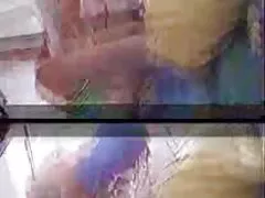 性感的女生与杀人的双腿，挑逗和控制