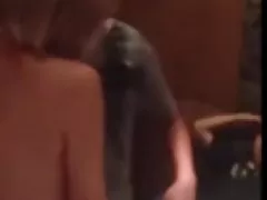 我的线控制动妻子获取硬的阴茎和饼