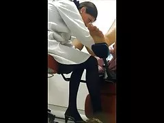 年轻和可爱和毛长的嘴唇-一个梦想!
