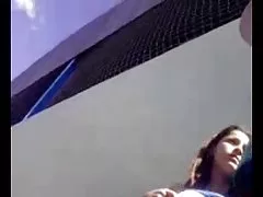 黑公鸡的家伙给两个荡妇的肛门快乐!