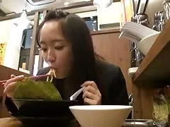 亚洲那么可爱手淫她最爱的步骤叔叔