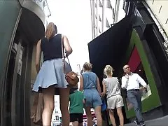 成熟和 2 的男孩
