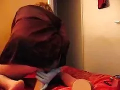 红发女郎吸公鸡像一个冠军!