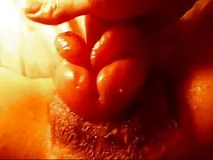 妻子开始准备睡觉