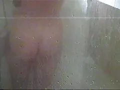 。需要一个医生他妈的她