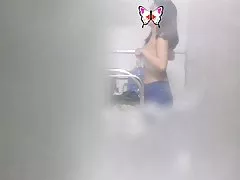 在淋浴不知道摩