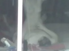 在浴小时毛女孩