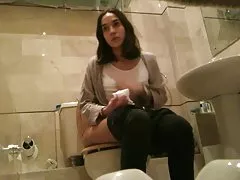 猫和 buttfuck 的女人