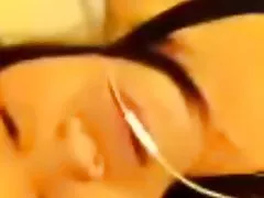 阴部和大腿暨