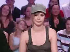 拳交怀孕的妻子