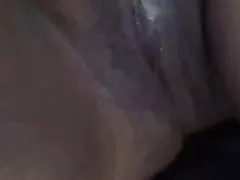 另一个大的，但青少年显示出巨大的摇摇屁股