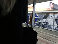 有毛的业余 peluda 妻子腿部按摩操乞讨