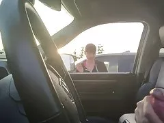 超视距帕特里夏 · 毛