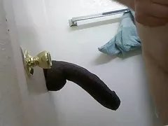 微翘的嘴唇的女生香修复的玩具她的阴部