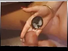 建立亚洲尖叫，高兴