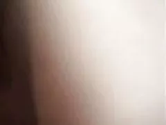 郁郁葱葱的日本AI狭工作上的水龙头