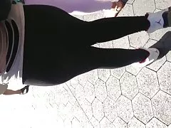 马来暨在嘴里