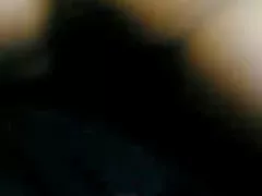 德拉是一个红色的火焰、一个小红魔鬼，红色的诱惑。