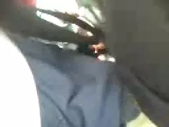 西部-纤细毛亚洲女孩在浴室里的女孩
