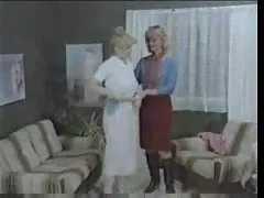 怎么说是由舌