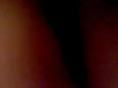 妈妈成熟的黑发女郎，毛茸茸的猫燕子