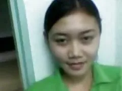 漂亮妈妈玩她多毛的屄。我爱她