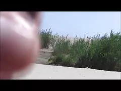 硬亚在网袜需要深钻的沙发上