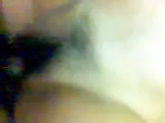 成熟的妈妈和老奶奶干了年轻的男孩玩具