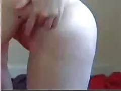 她知道如何驱动有一个大屁股