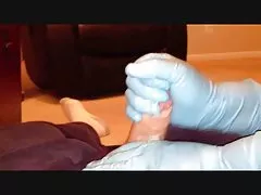 看看她的大规模自然奶你不会找到很多女孩子都喜欢她