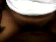 马来瘦的女孩