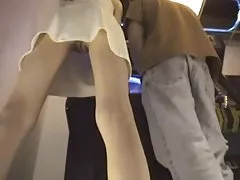 纳迪亚*阿里得到袭击的阴茎并且使得丈夫暨吃